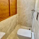 Podgorica City Center Apartment Main Boulevard View Free Wi-Fi *